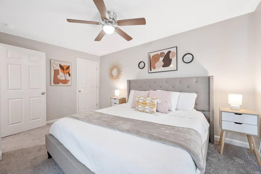 * Lux Modern Retreat * Downtown * King Beds * Lägenhet Durham Exteriör bild