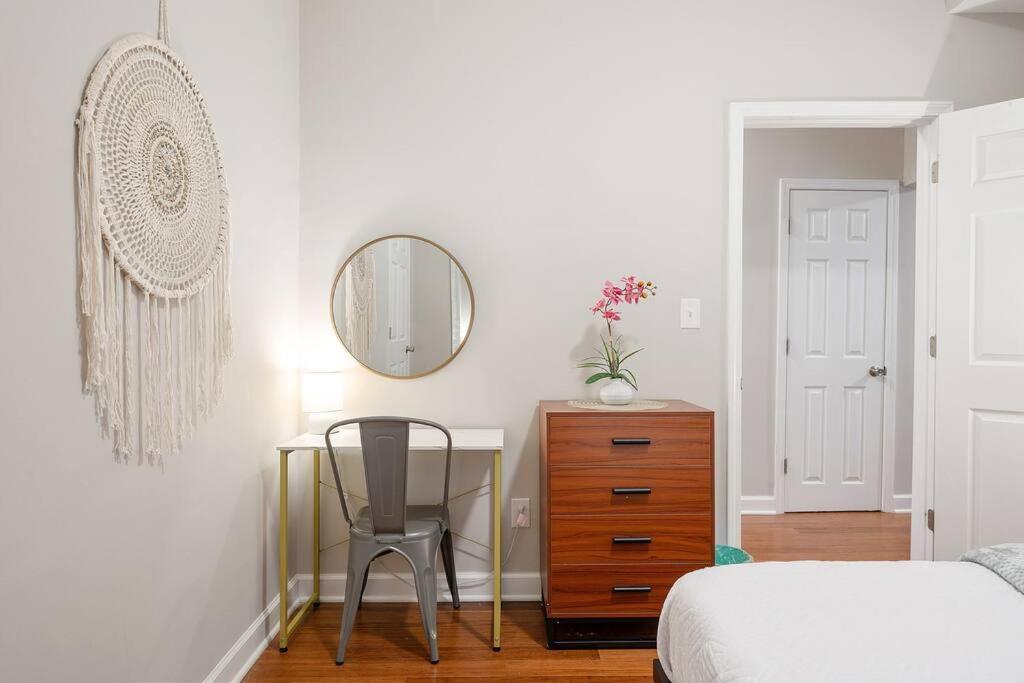 * Lux Modern Retreat * Downtown * King Beds * Lägenhet Durham Exteriör bild