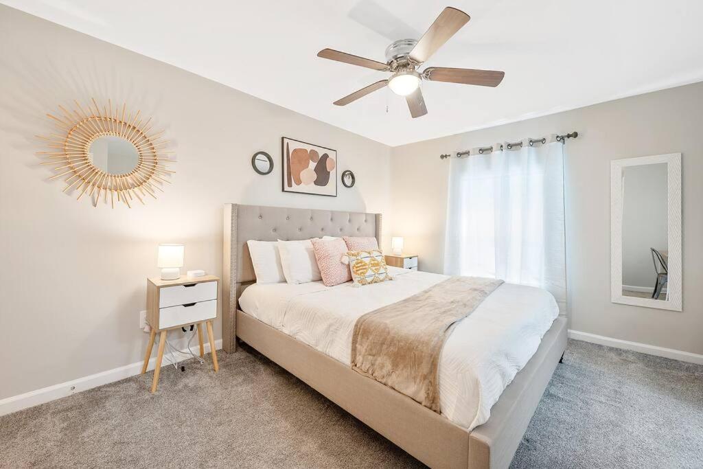 * Lux Modern Retreat * Downtown * King Beds * Lägenhet Durham Exteriör bild