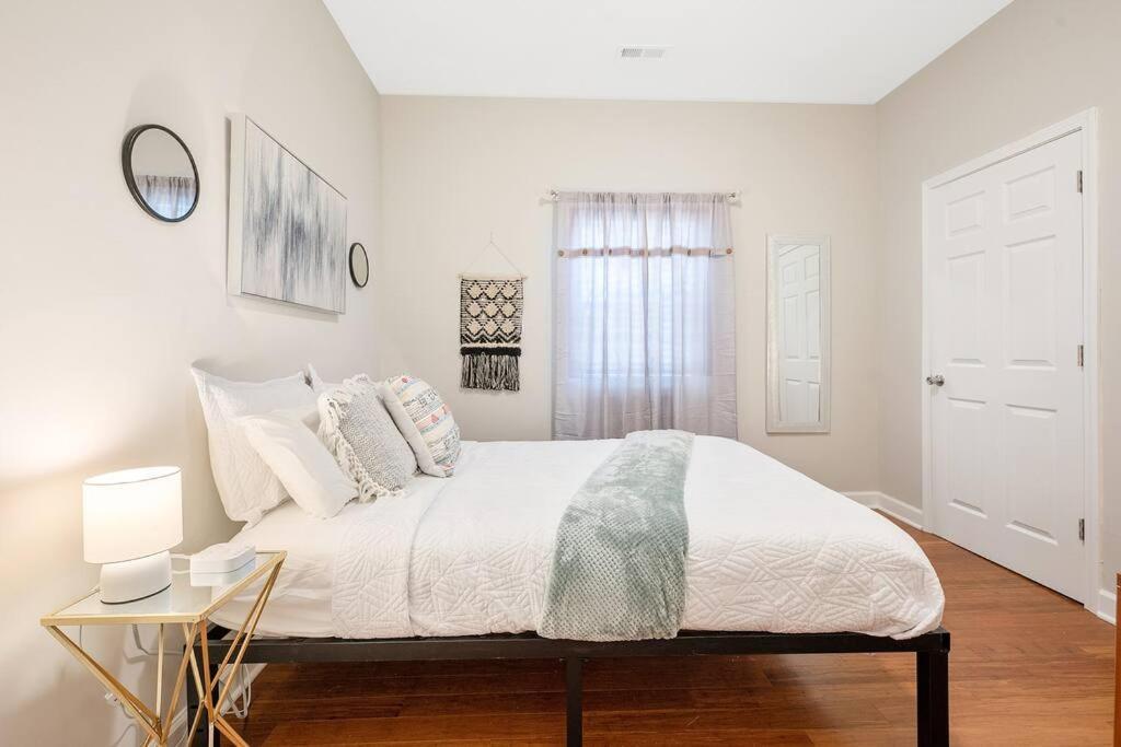 * Lux Modern Retreat * Downtown * King Beds * Lägenhet Durham Exteriör bild