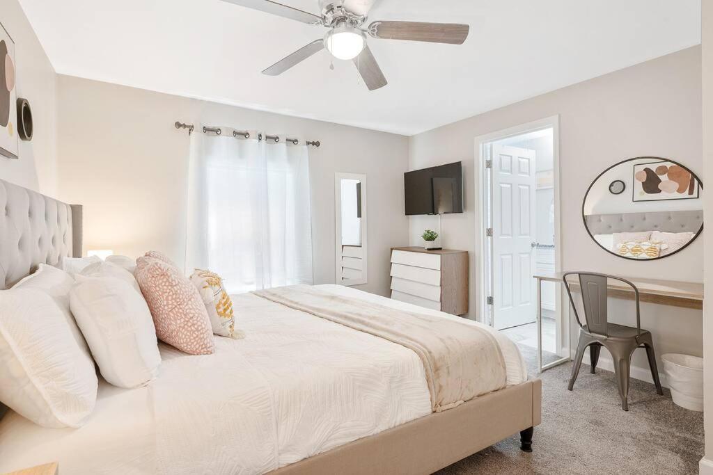 * Lux Modern Retreat * Downtown * King Beds * Lägenhet Durham Exteriör bild